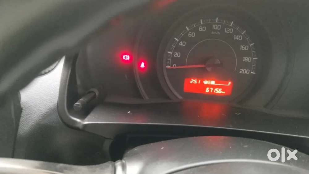 Maruti Suzuki Swift Lxi, 2019, Petrol