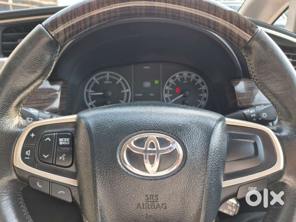 Toyota Innova Crysta [2020-ongoing] 2.4 Gx At 8 Str, 2022, Diesel