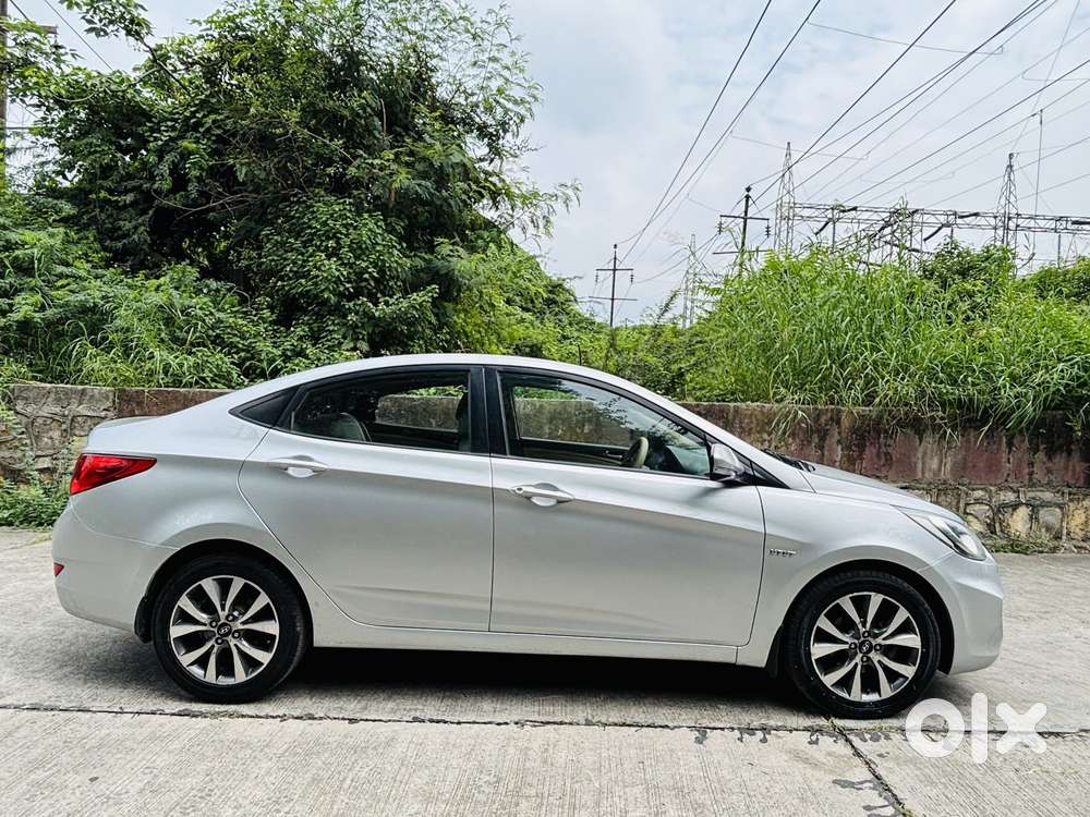 Hyundai Verna 1.6 Sx Vtvt (o), 2013, Petrol