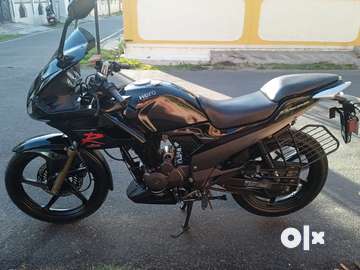 Hero karizma store zmr old model