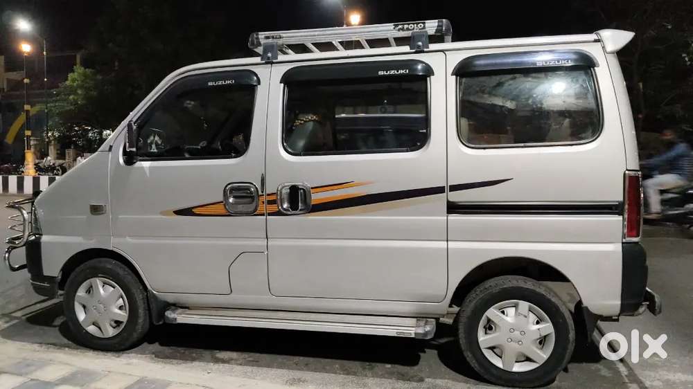 Maruti Suzuki Eeco 2017 Petrol 32000 Km Driven