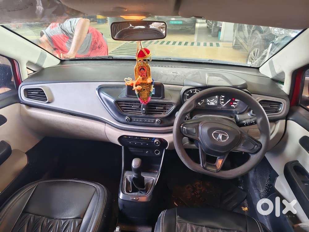 Tata Altroz 1.2 Xt, 2022, Petrol