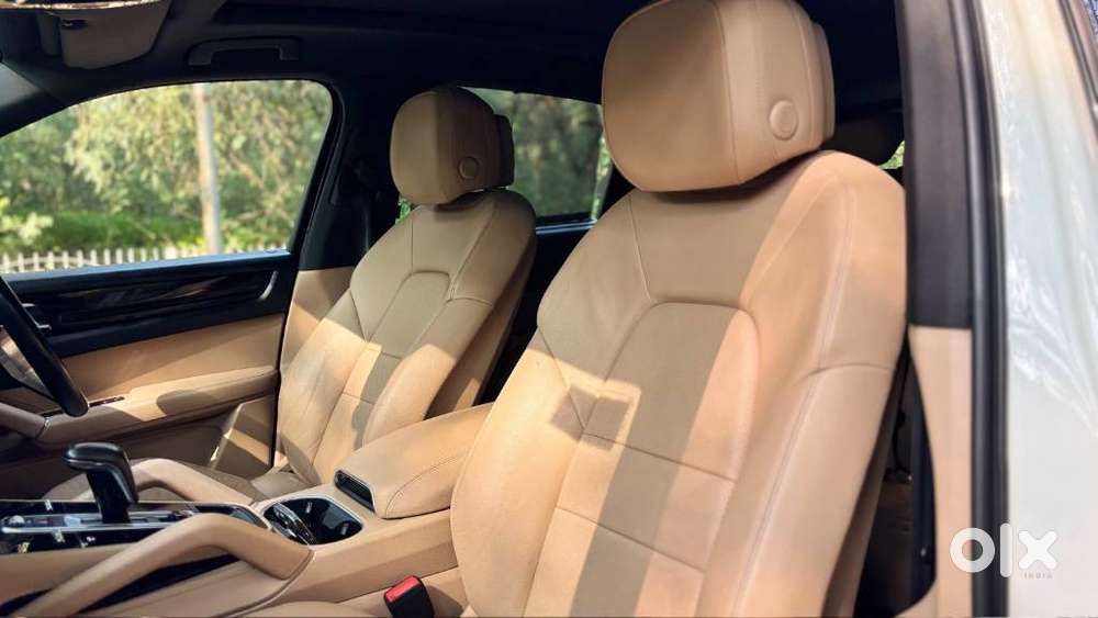 Porsche Cayenne Base, 2019, Petrol