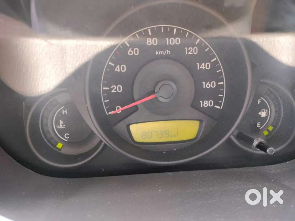 Hyundai Eon Magna 2015