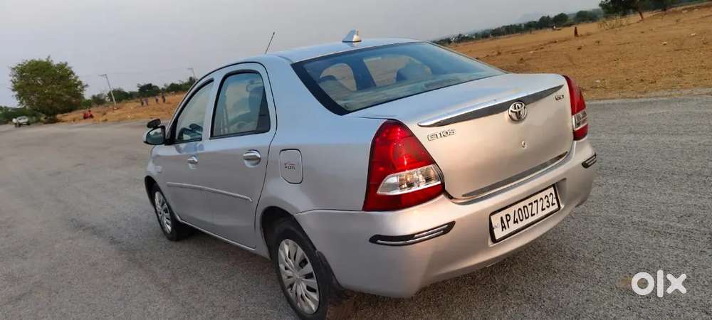 Toyota Etios 2015 Diesel Showroom Track Vehicle