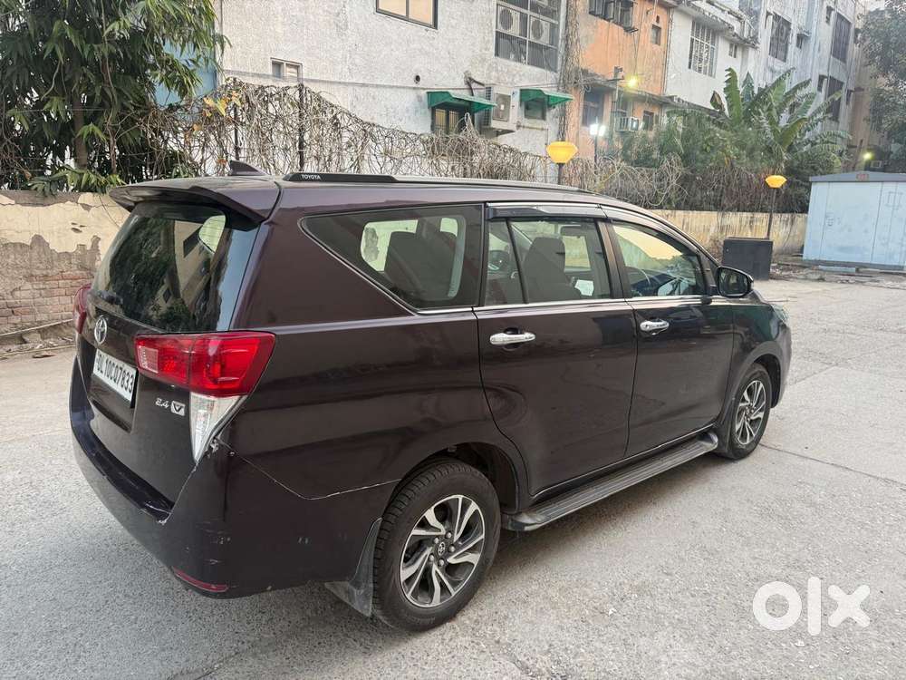 Toyota Innova Crysta 2.4 V 8 Str, 2021, Diesel