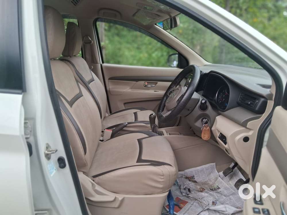 Maruti Suzuki Ertiga 1.5 Vxi, 2022, Petrol