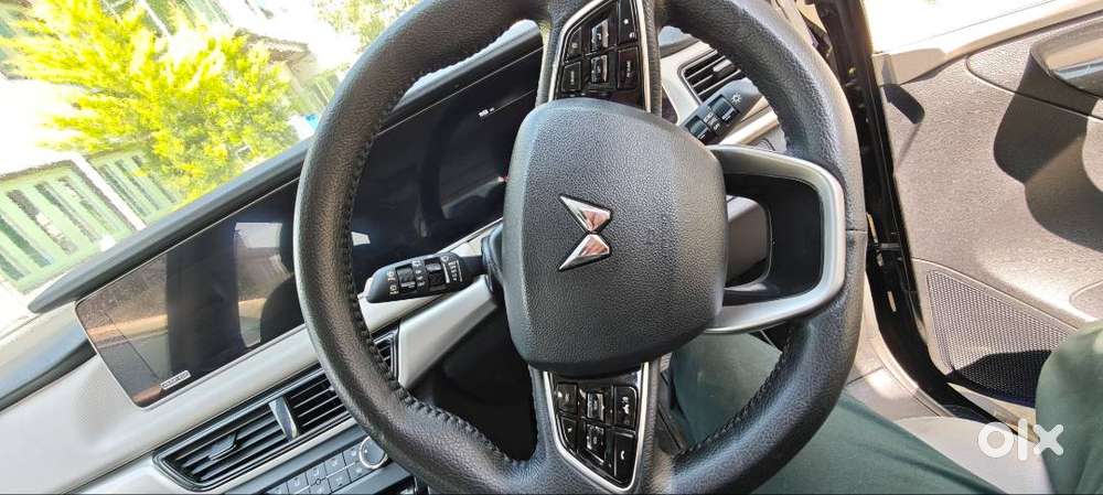 Mahindra Xuv700 2023 Year Car