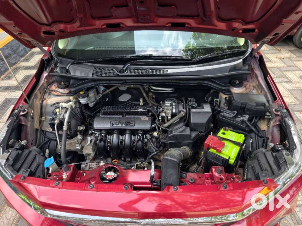 Honda Amaze 2nd Gen Vx, 2020, Petrol