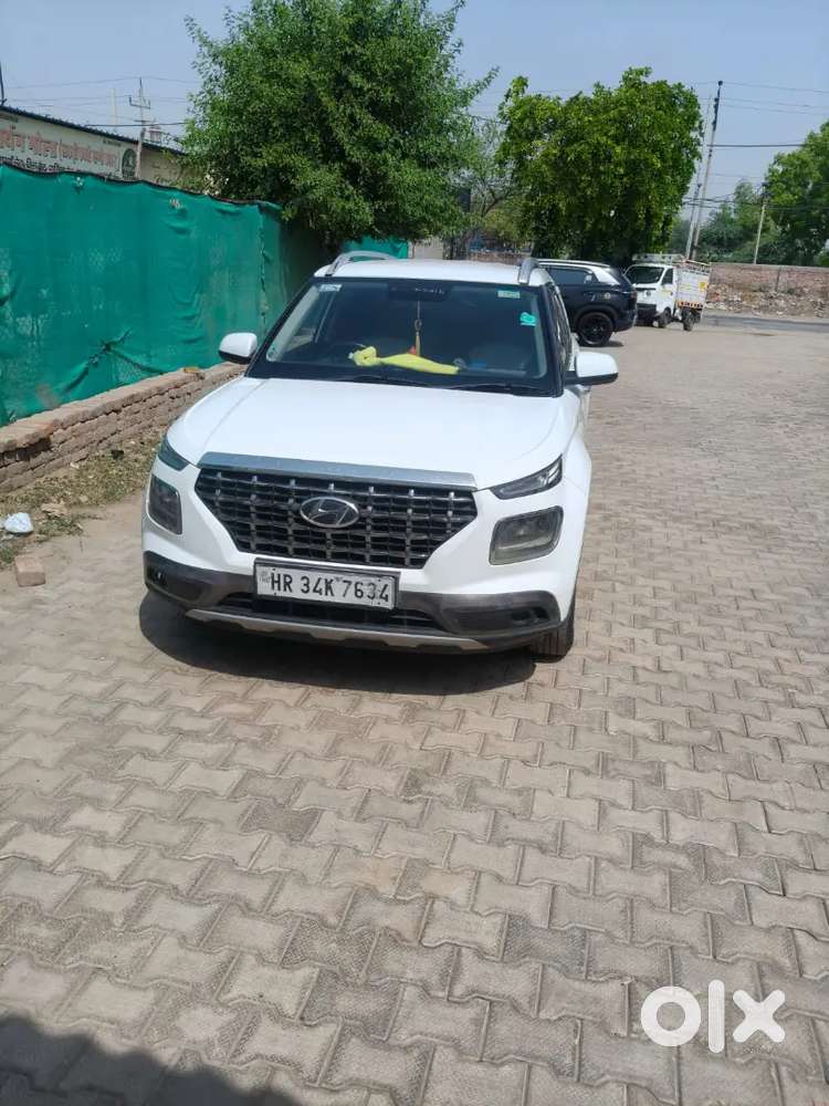 Hyundai Venue 2019 Diesel 134000 Km Driven