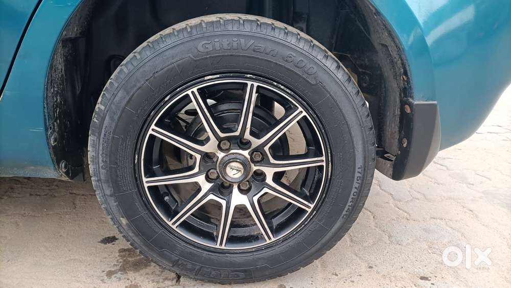 Maruti Suzuki Swift Dzire 2015-2017 1.2 Vxi, 2013, Petrol