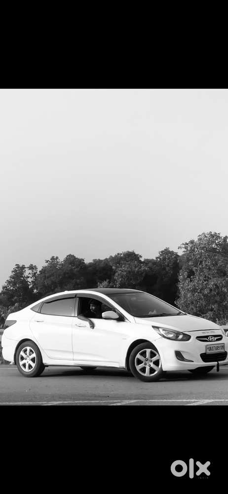 Hyundai Verna Petrol 2012