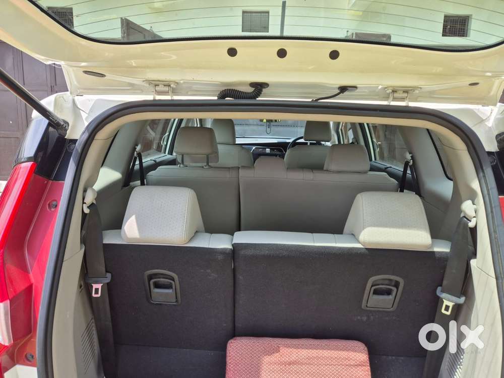 Mahindra Marazzo Diesel 2019