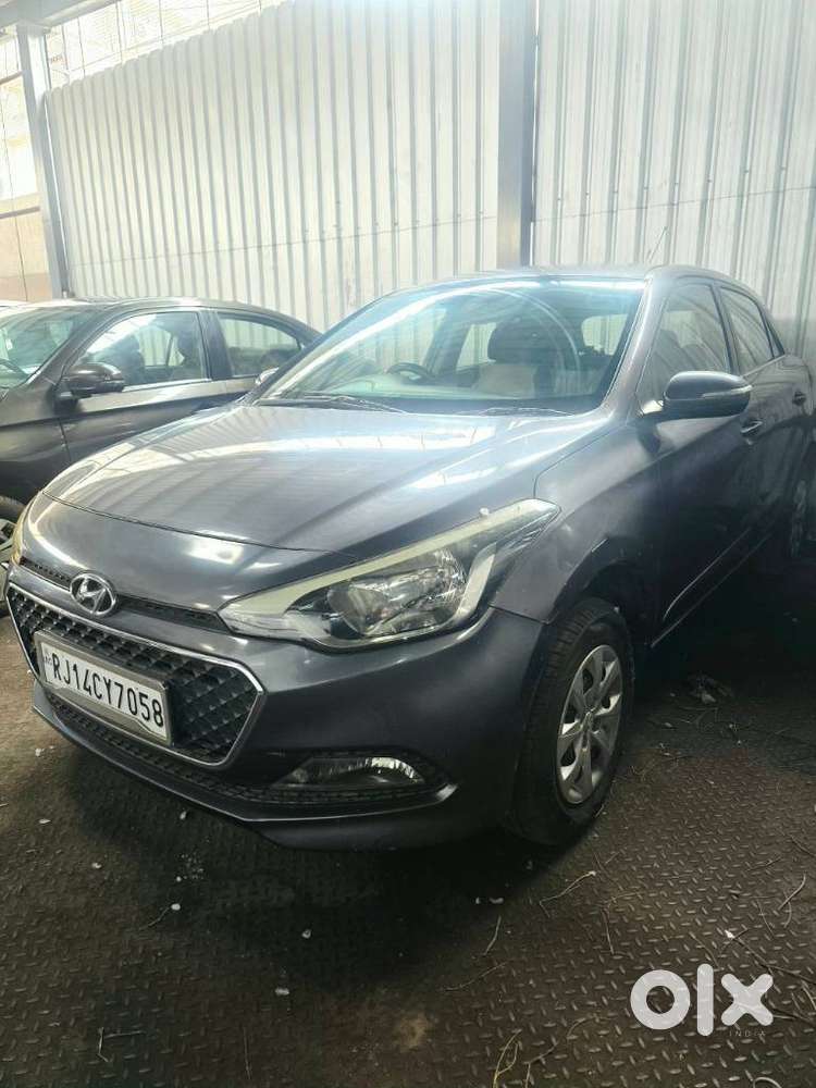 Hyundai Elite I20 Sportz (o) 1.4, 2015, Diesel