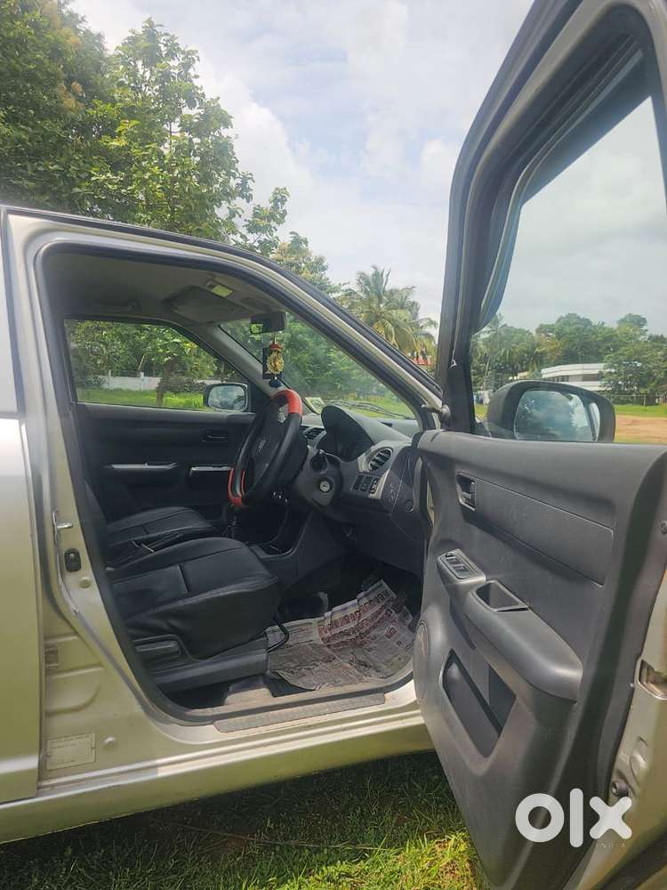 Maruti Suzuki Swift Lxi Option, 2009, Petrol
