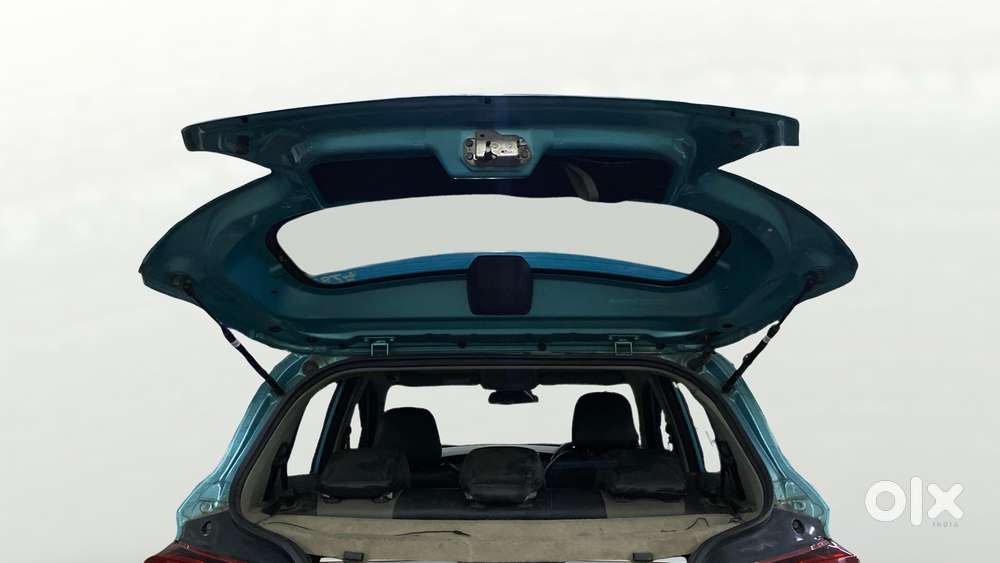 Mahindra Kuv 100 Mfalcon G80 K8, 2015, Petrol