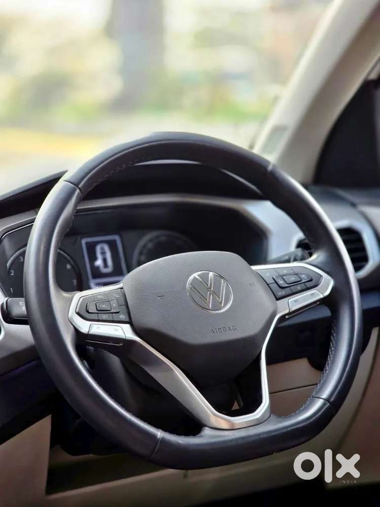 Volkswagen Taigun 1.0 Tsi Highline At, 2023, Petrol