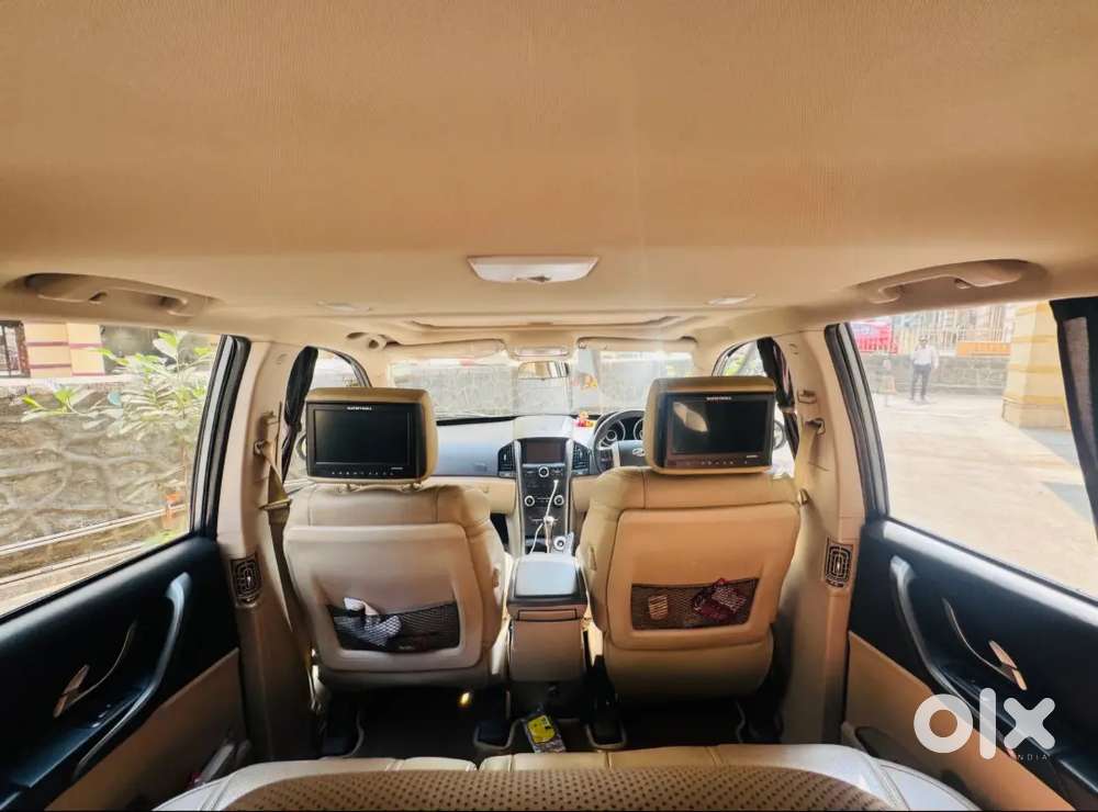 Doctor Owned Mahindra Xuv500 D-auto 2017 Good Condition 61000 Km Only