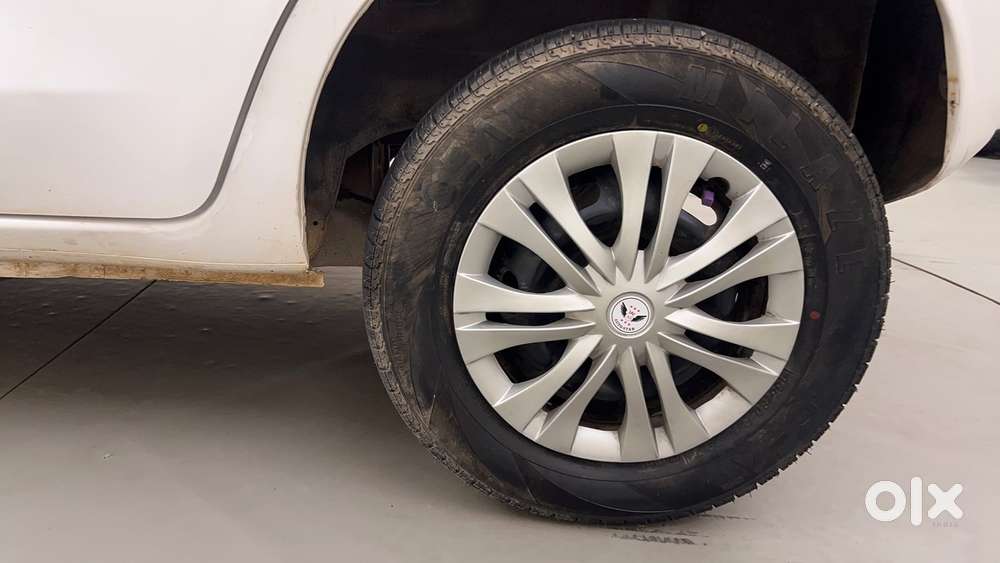Datsun Redigo T Option, 2016, Petrol