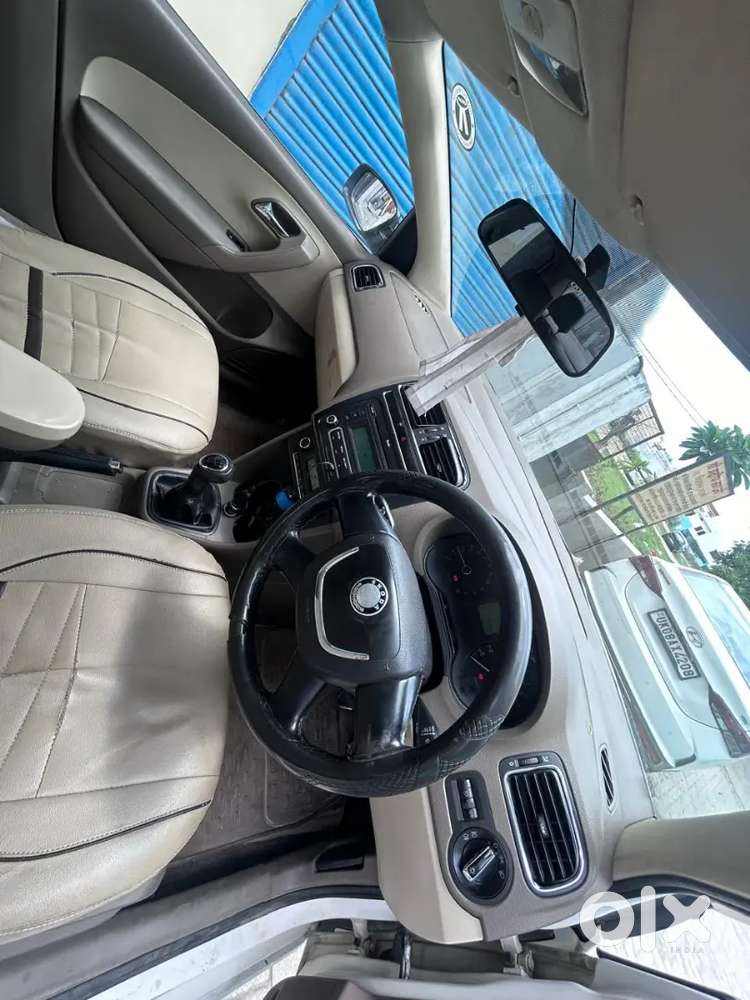 Skoda Rapid Elegance 2013 Diesel White