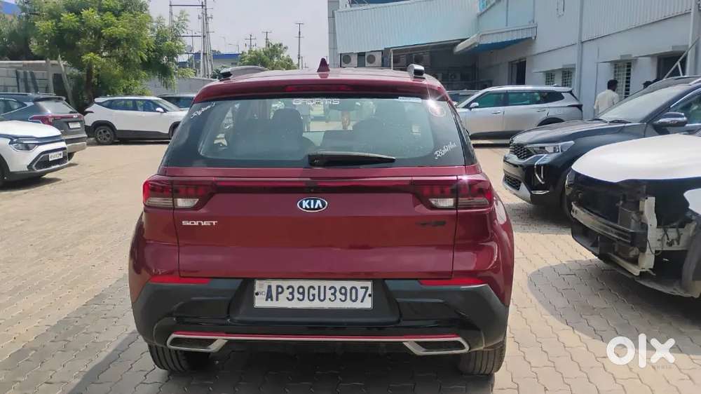 Single Hand Car ,show Room Condition With Only Tyres To Be Changed