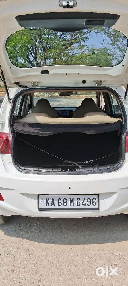 Ac,tv,reverse Camera ,power Windows, Power Stayring ,center Lock