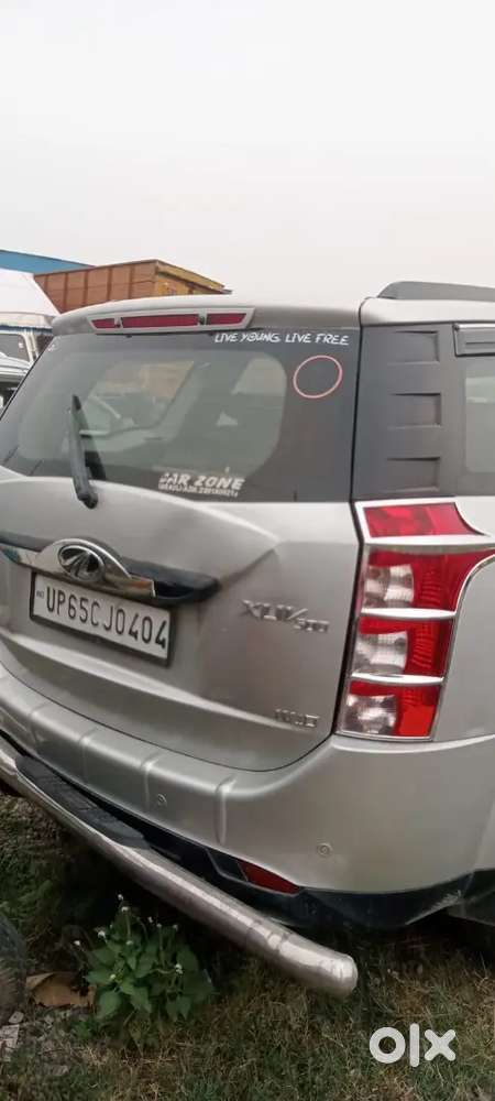 Mahindra Xuv500 2016 Diesel 100000 Km Driven