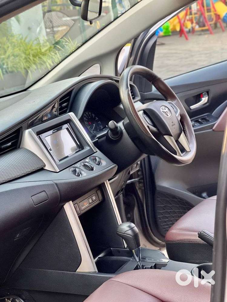 Toyota Innova Crysta 2.8 Gx At 8s, 2018, Diesel