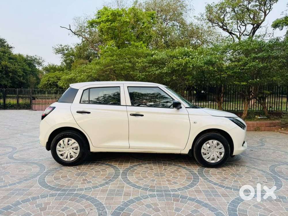 Maruti Suzuki Swift Lxi Optional-o, 2025, Petrol