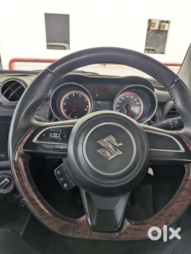 Maruti Suzuki Swift Vxi Optional, 2023, Petrol
