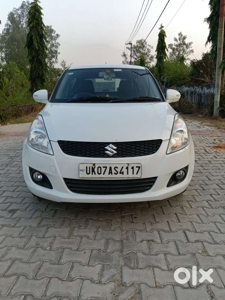 Maruti Suzuki Swift Vxi + Manual, 2012, Petrol