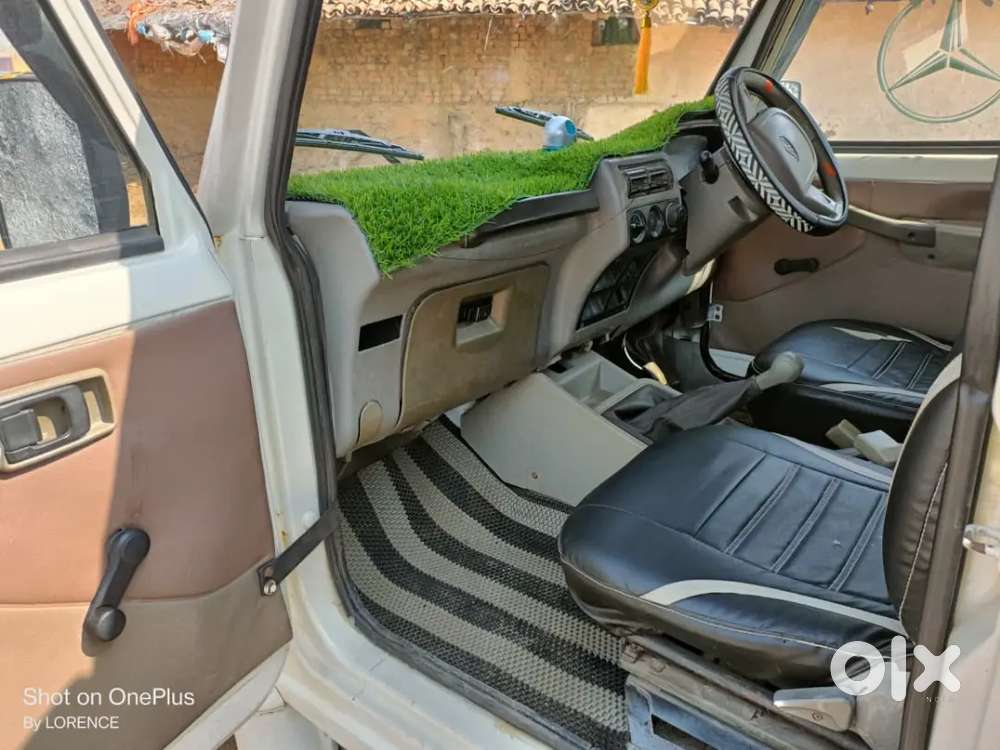 Mahindra Bolero 2012