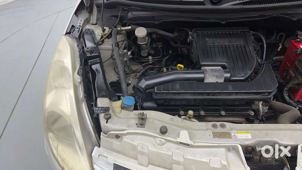 Maruti Suzuki Swift 1.2 Lxi (o), 2017, Petrol