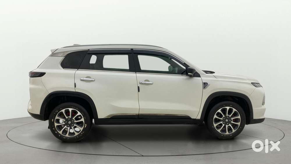 Maruti Suzuki Grand Vitara 1.5 Alpha Plus Intelligent Hybrid Ecvt, 2..