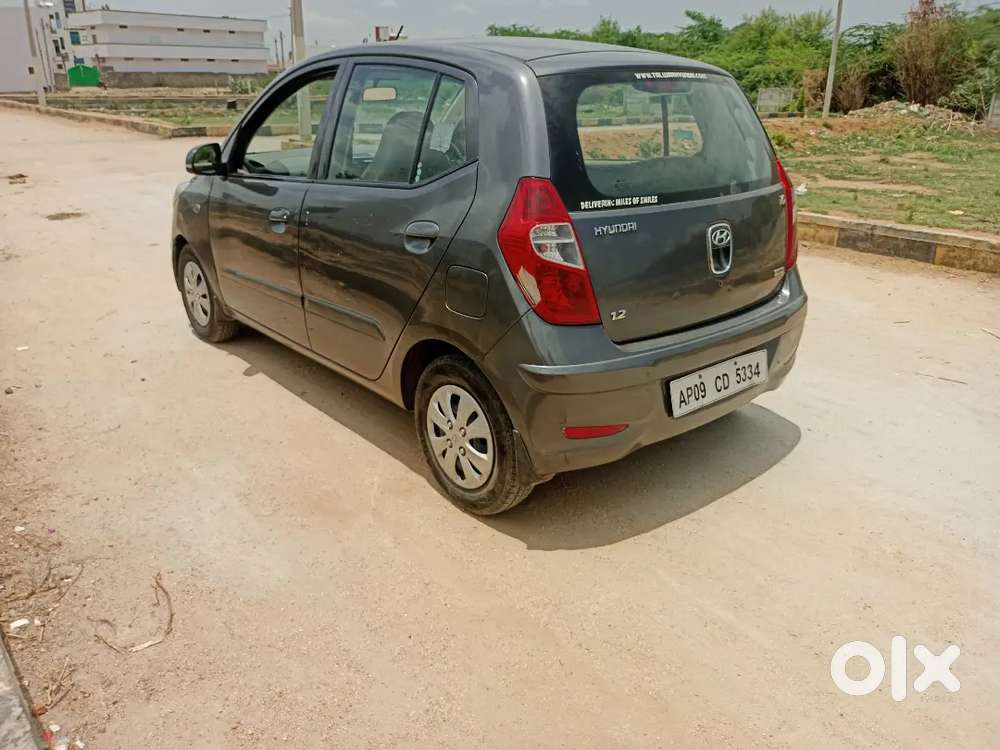 Hyundai I10 2011 Petrol 68500 Km Driven