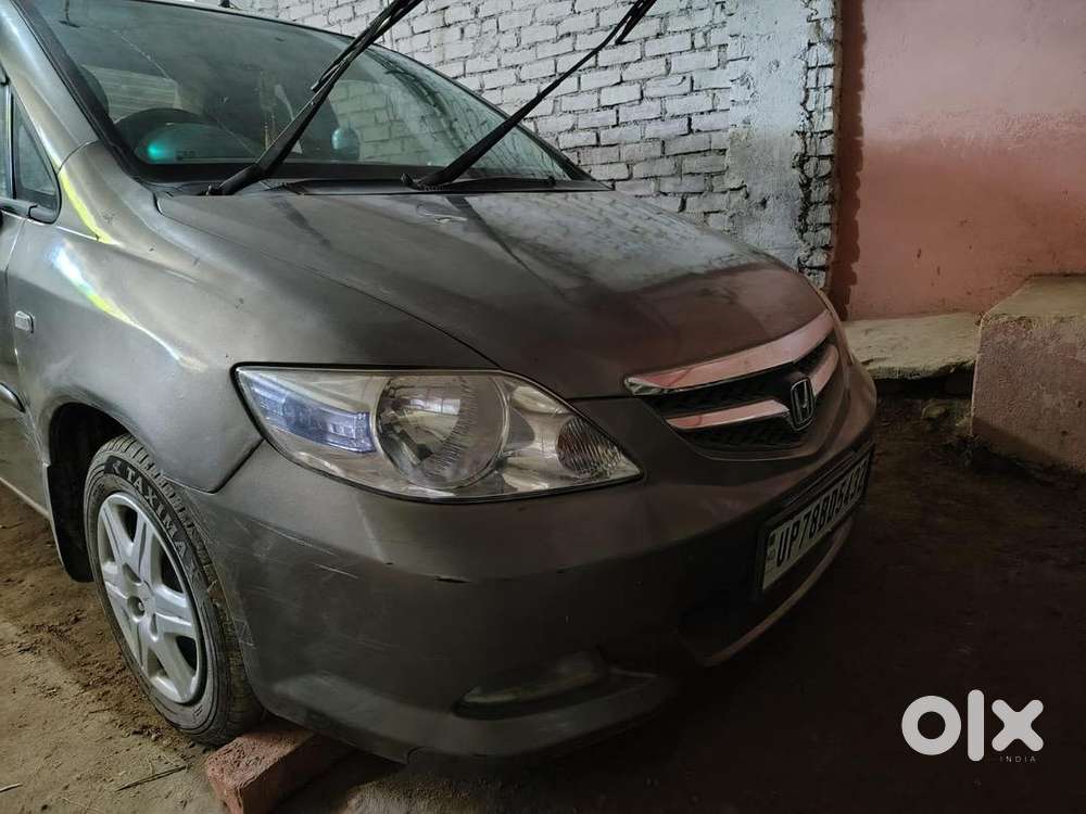 Honda City Zx 2006 Cng & Hybrids Well Maintained