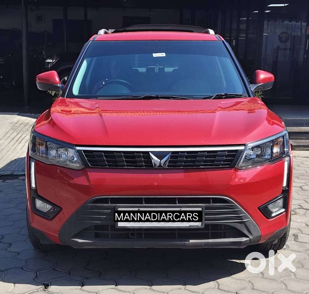 Mahindra Xuv300 W4, 2022, Petrol