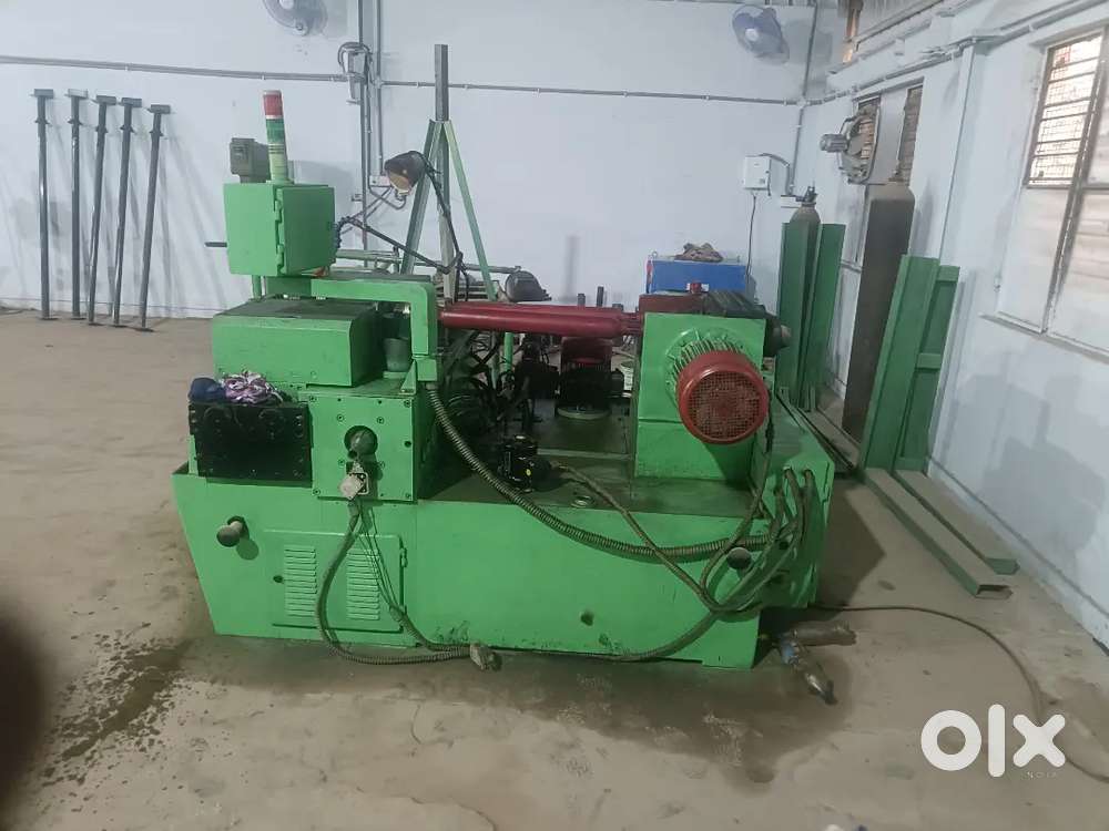 Mild steel hydraulic thread rolling machine