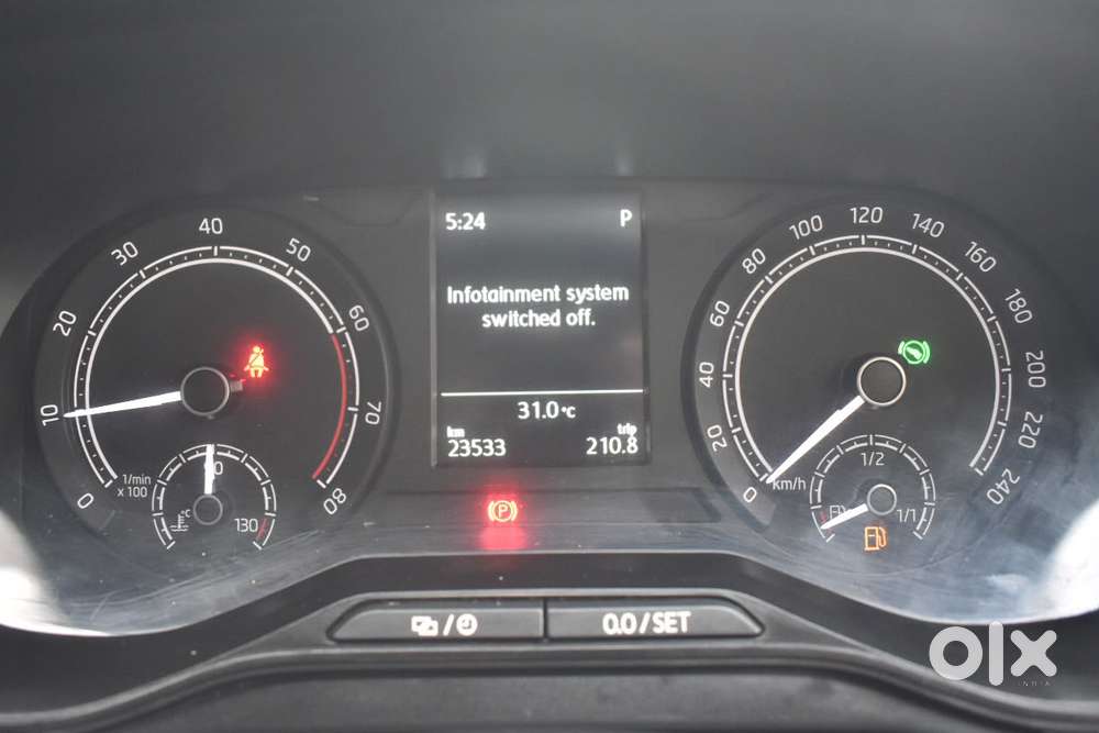 Skoda Kushaq 1.0 Tsi Ambition At, 2023, Petrol