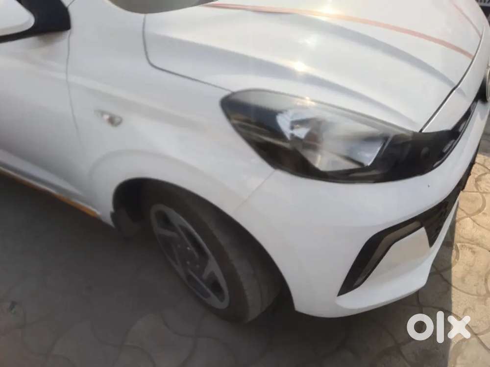 Hyundai Aura S Cng