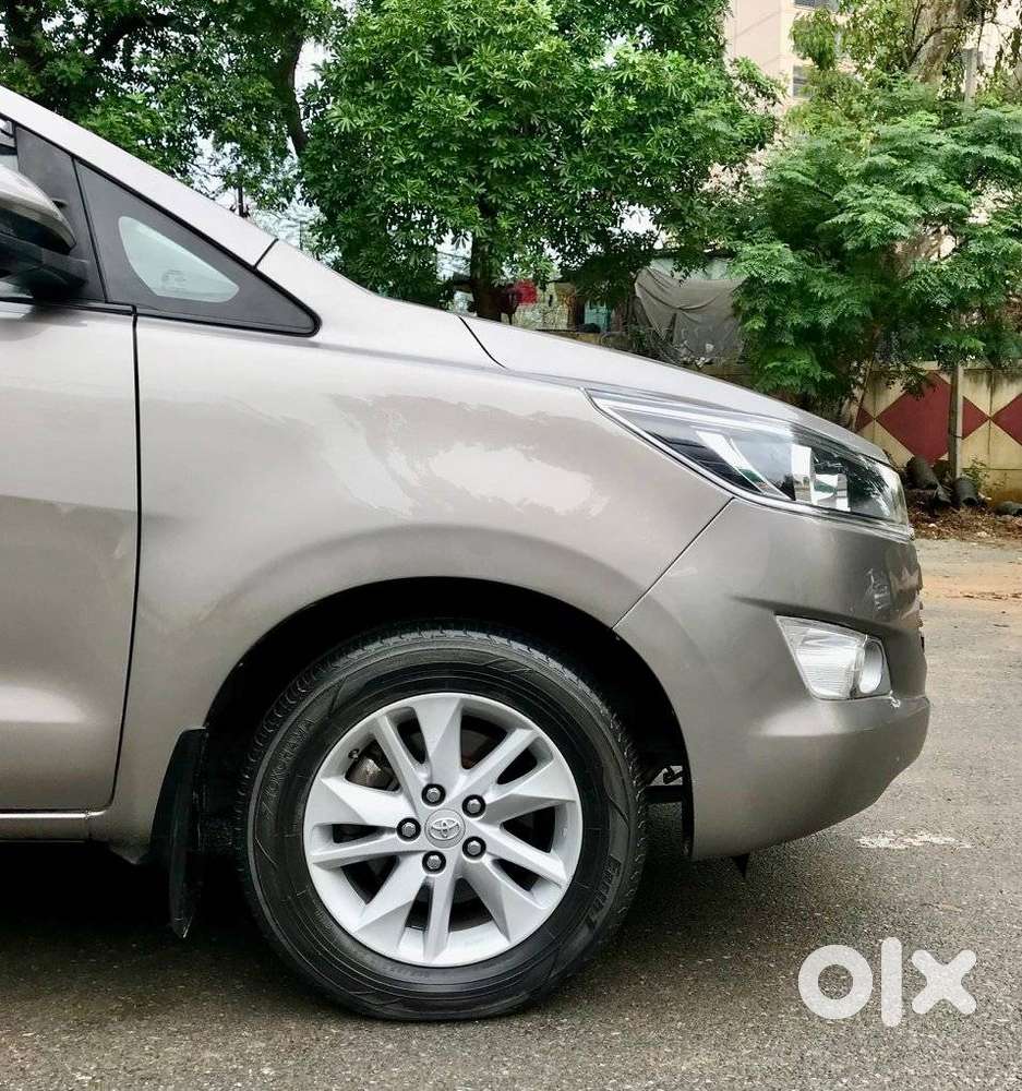 Toyota Innova Crysta [2020-ongoing] 2.4 Gx At 7 Str, 2020, Diesel