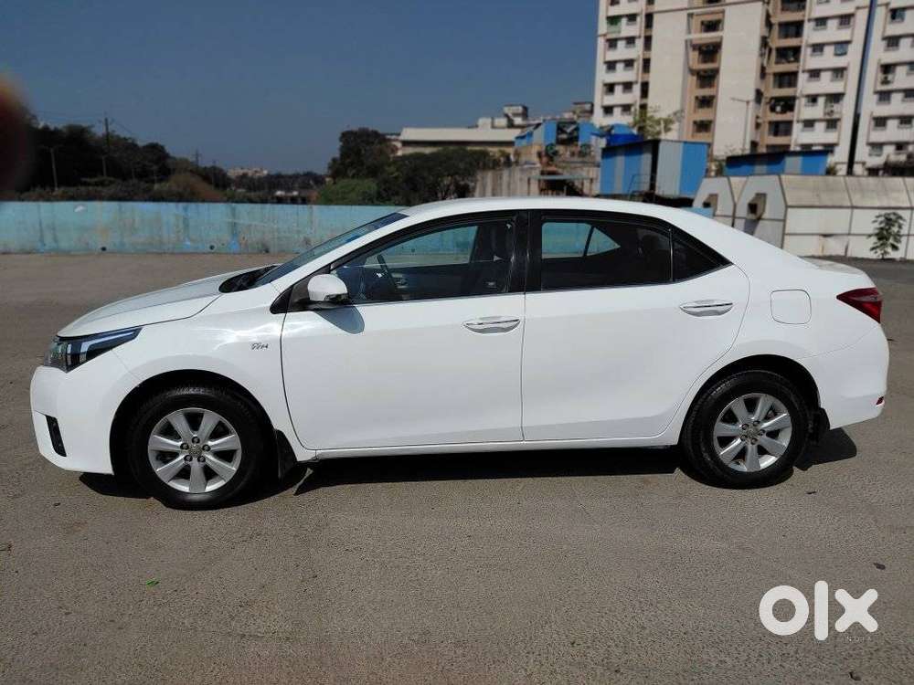 Toyota Corolla Altis [2014-2017] 1.8 G Cvt, 2015, Petrol