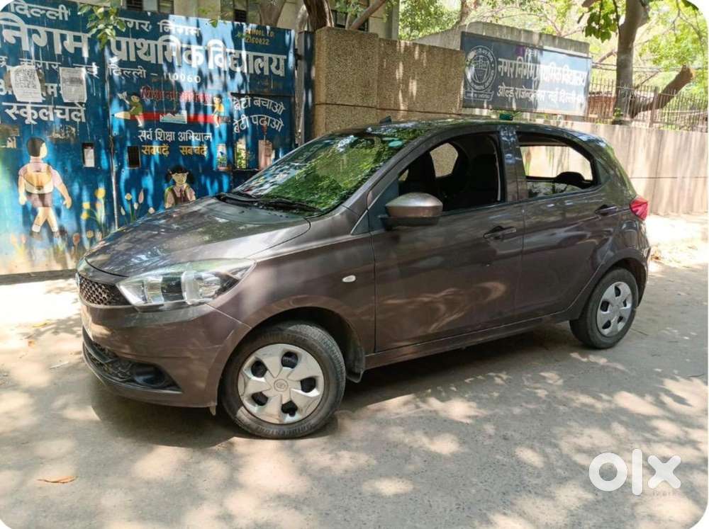 Tata Tiago Xt Rhythm 2018 (21k Kms Driven,brown) Is Pristine Condition