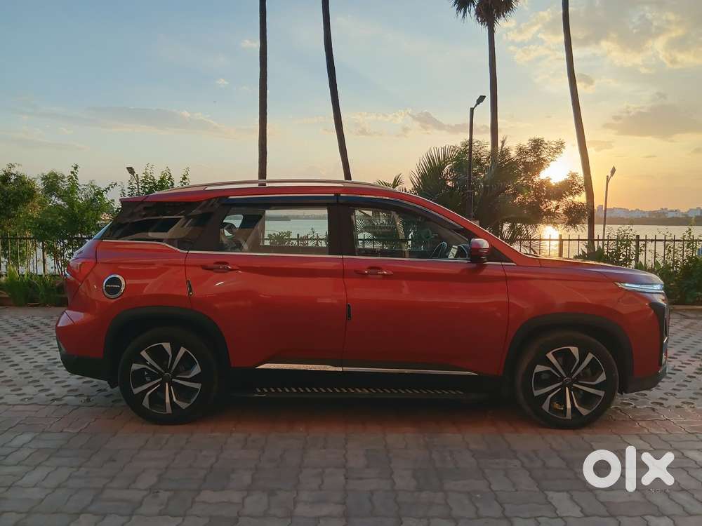 Mg Hector Plus Sharp Pro 1.5 Turbo Petrol Cvt 7 Str, 2024, Petrol