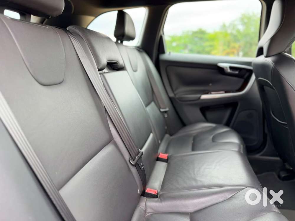 Volvo Xc60 D5 Awd Automatic, 2016, Diesel