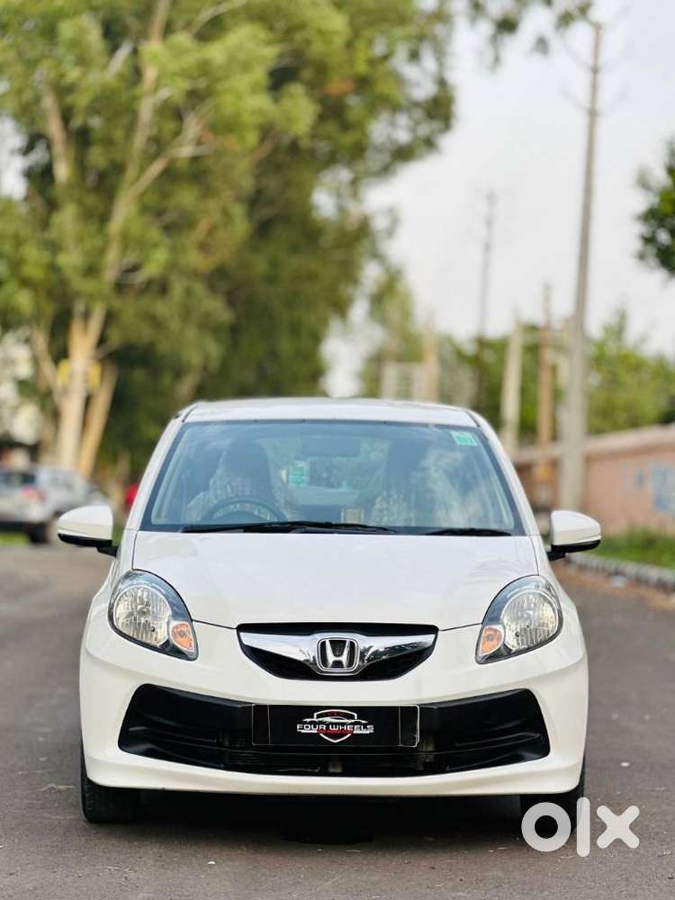 Honda Brio S Mt, 2016, Petrol