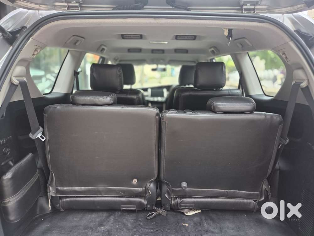 Toyota Innova Crysta 2.4 G Mt, 2016, Diesel