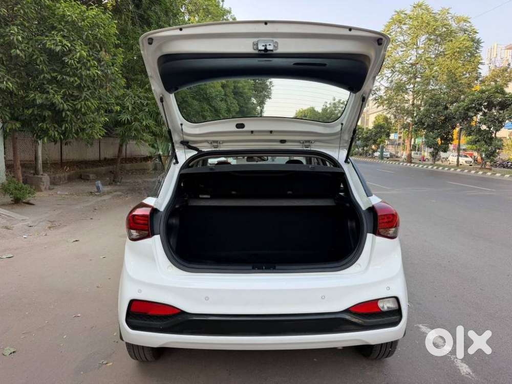 Hyundai I20 Sportz Plus, 2020, Petrol