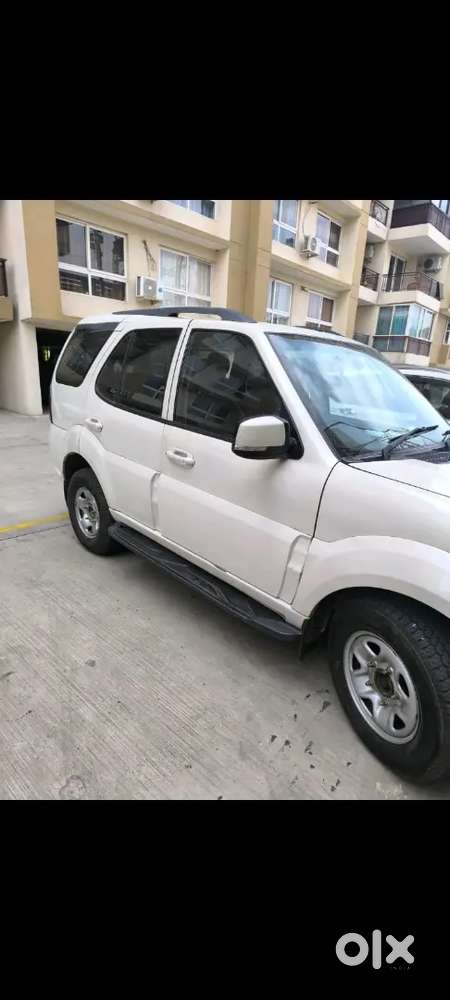 Tata Safari Storme 2016 October Diesel Manual
