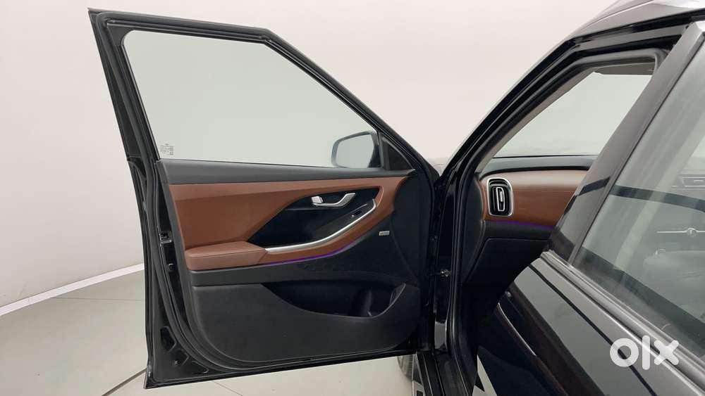 Hyundai Alcazar 1.5 Tdct Signature (o) 7s Petrol, 2023, Petrol